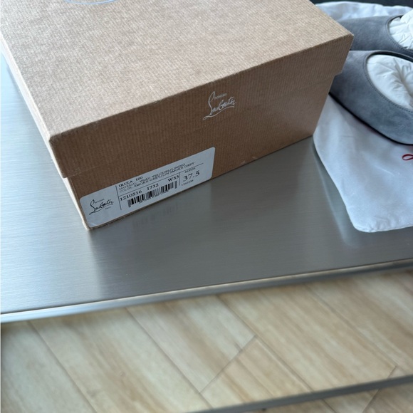 Christian Louboutin Iriza 100 suede pump - Picture 5 of 5